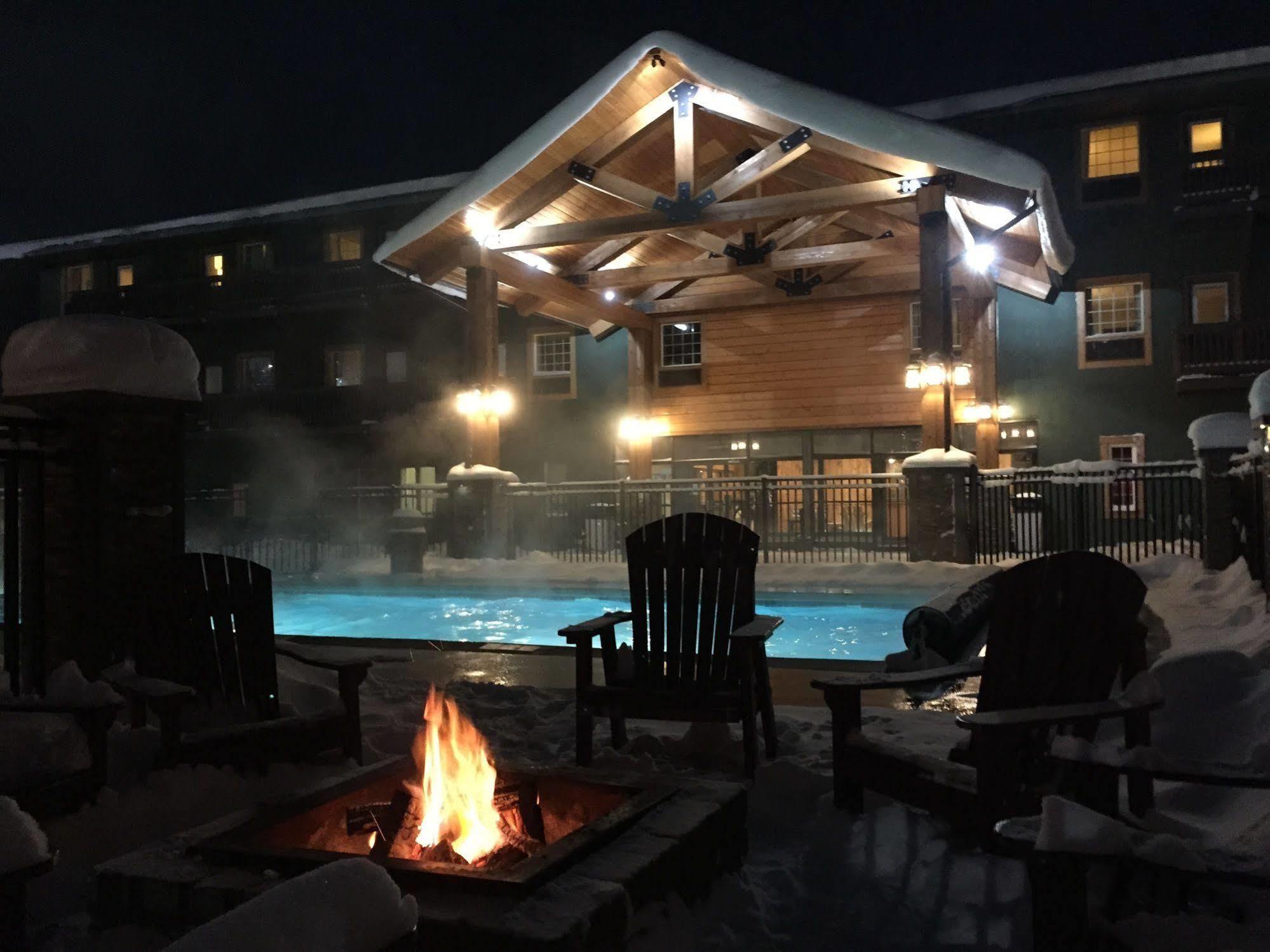 Caberfae Peaks Ski & Golf Resort Harrietta Екстериор снимка