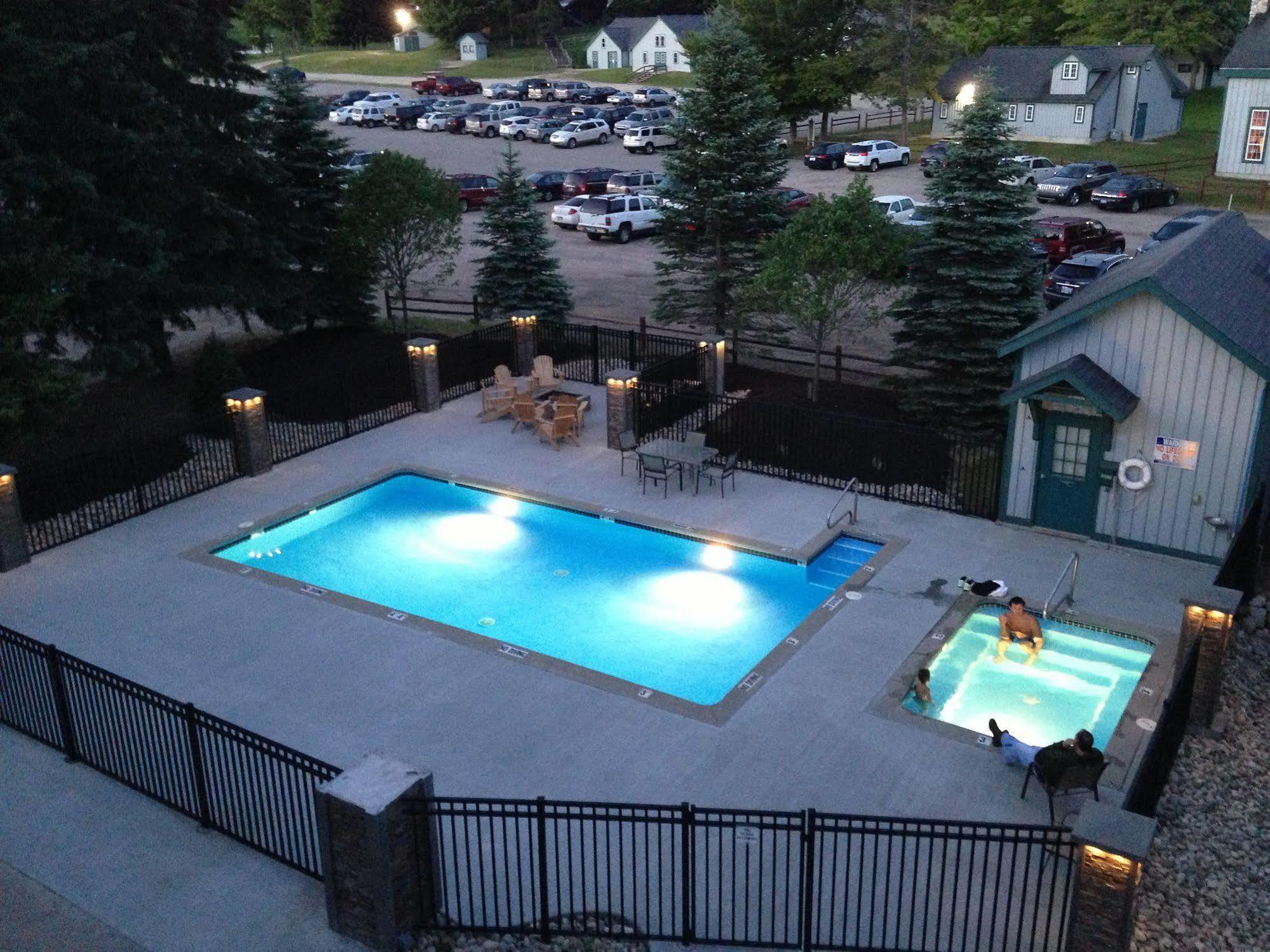 Caberfae Peaks Ski & Golf Resort Harrietta Екстериор снимка