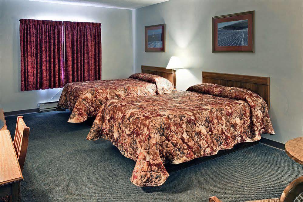 Caberfae Peaks Ski & Golf Resort Harrietta Екстериор снимка