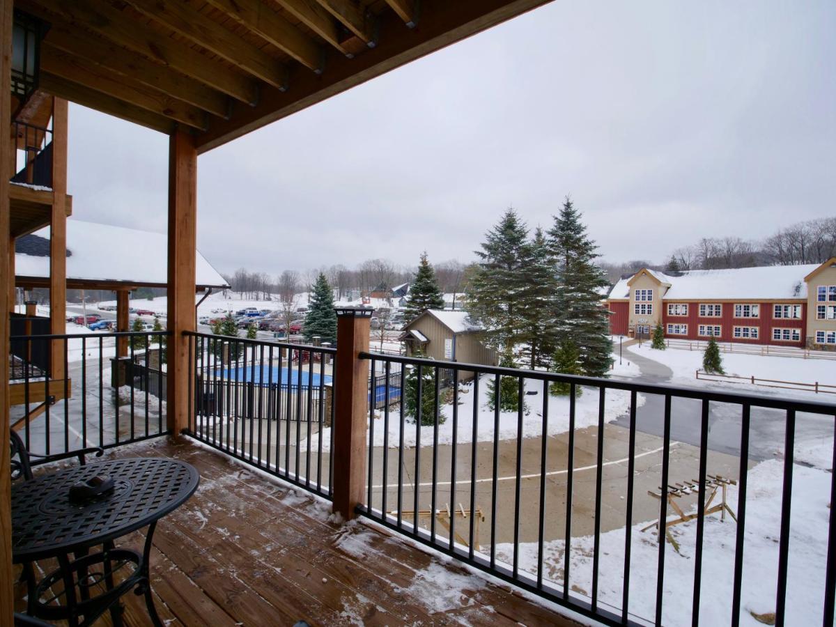 Caberfae Peaks Ski & Golf Resort Harrietta Екстериор снимка