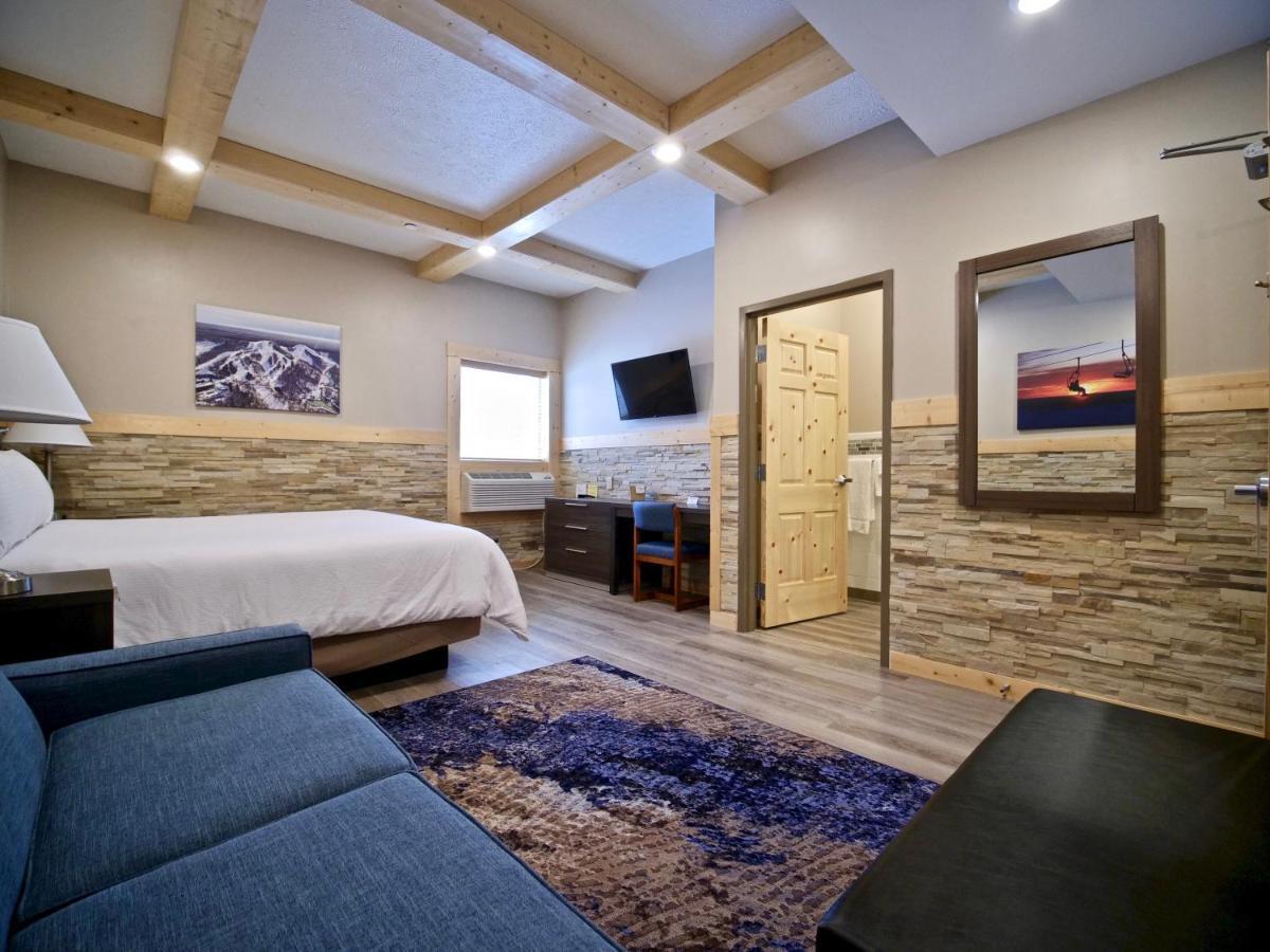 Caberfae Peaks Ski & Golf Resort Harrietta Екстериор снимка