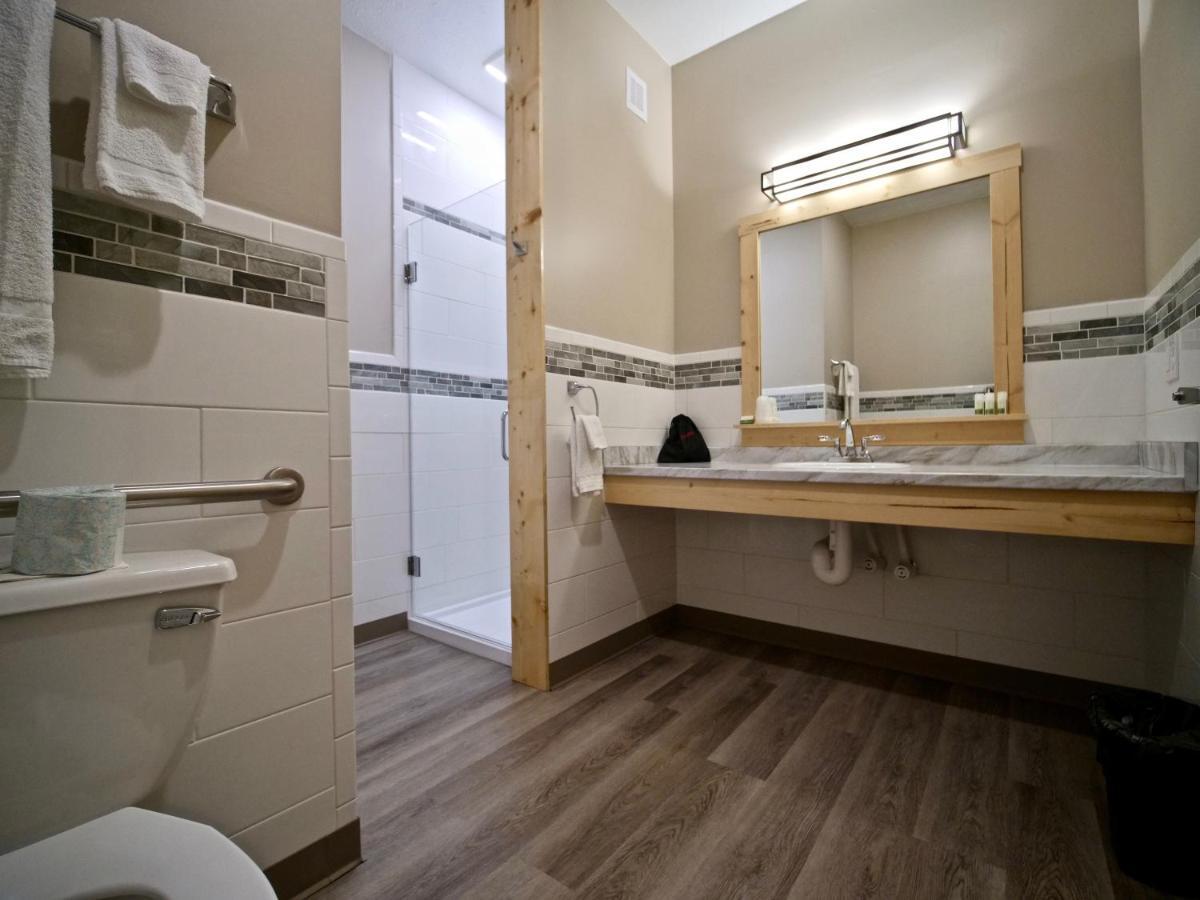 Caberfae Peaks Ski & Golf Resort Harrietta Екстериор снимка